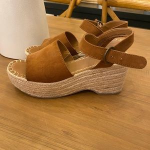 Universal Thread Women’s Wedges